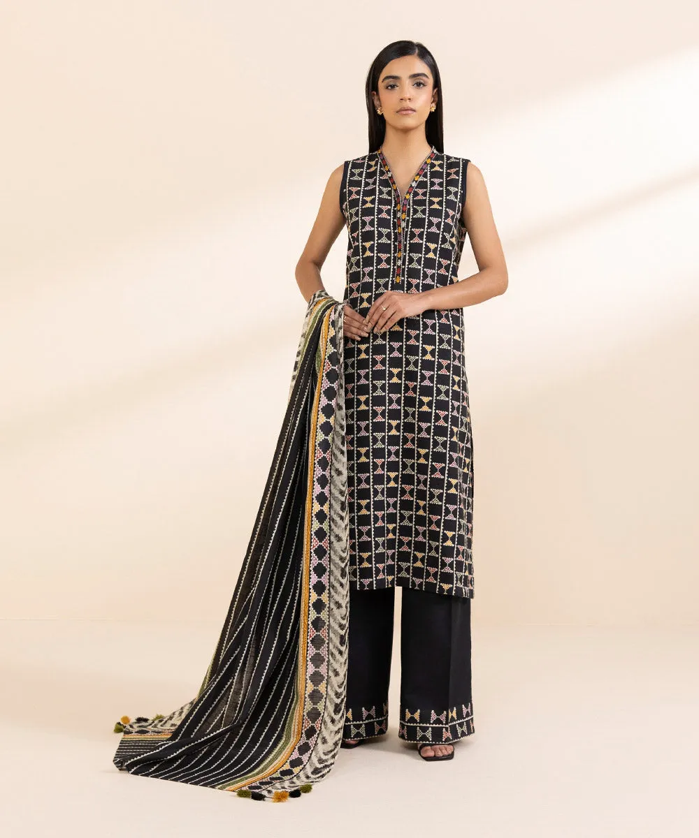 3 Piece - Printed Light Khaddar Suit