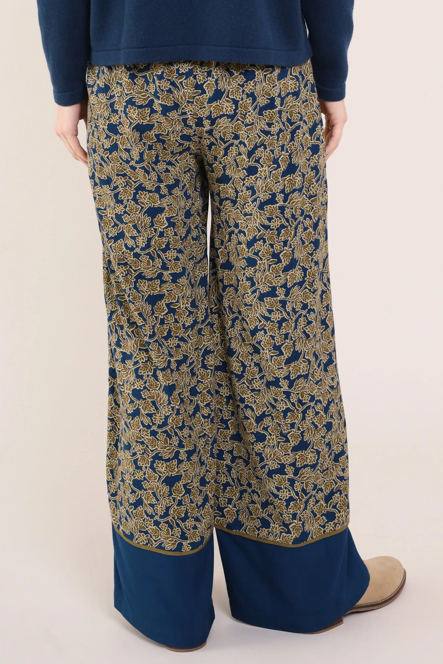 Contrast Hem Trouser