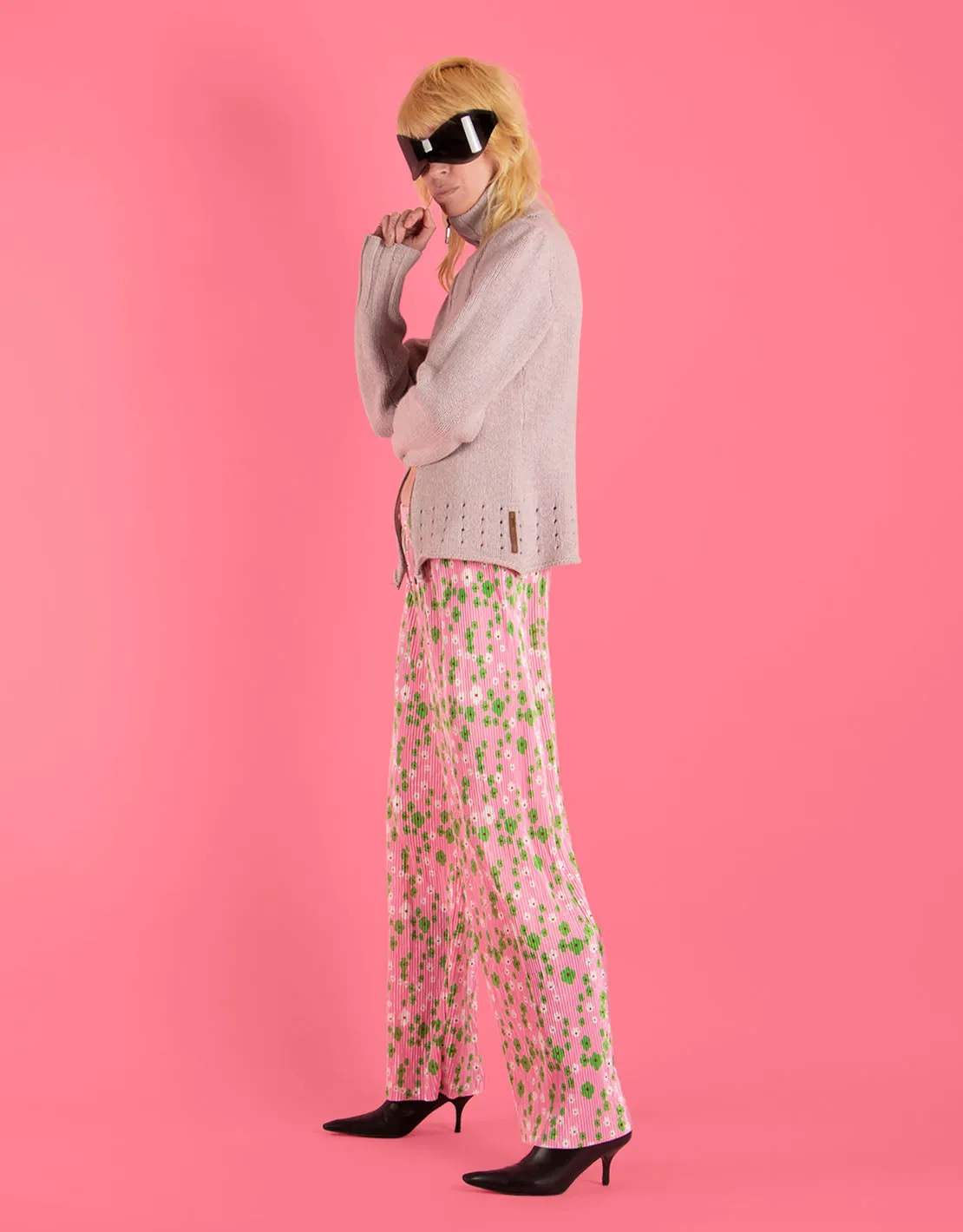 Floral plisse trousers