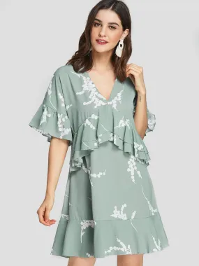 Wholesale Pastel Green V-Neck Half Sleeve Printed Ruffle Hem Sexy Dress