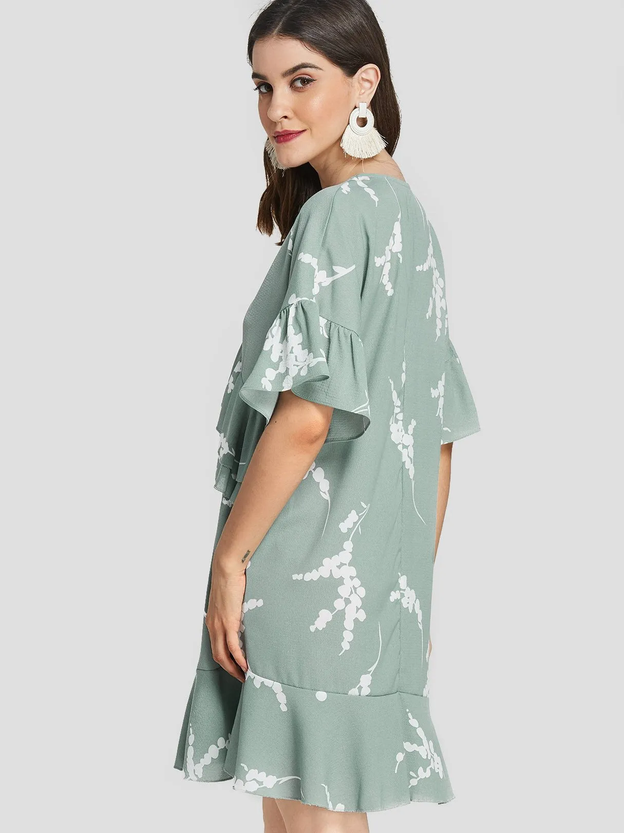 Wholesale Pastel Green V-Neck Half Sleeve Printed Ruffle Hem Sexy Dress